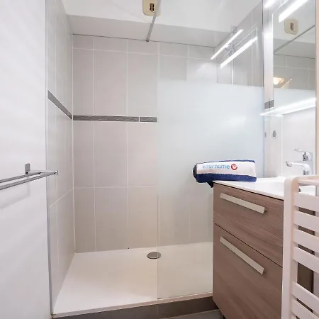 Studio Le Capitole-6 By Interhome *