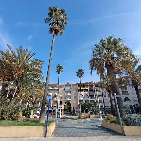 Le Capitole-6 By Interhome Διαμέρισμα Fréjus