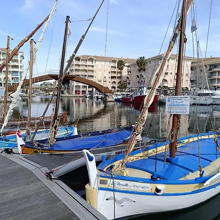 Le Capitole-6 By Interhome Fréjus