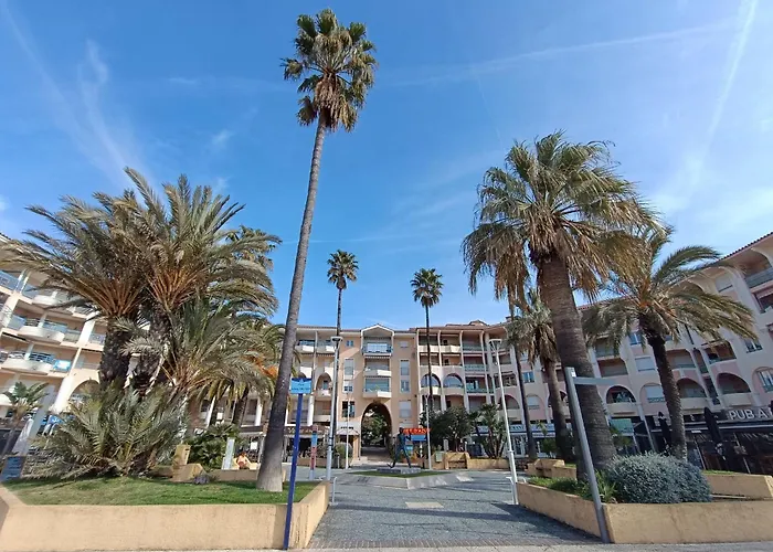 Le Capitole-6 By Interhome Διαμέρισμα Fréjus
